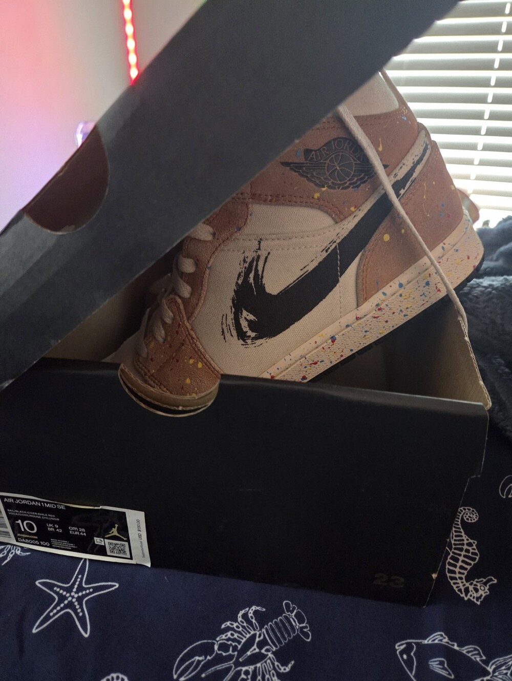 Jordan 2021 Mid Se Size 10 Men Original Box Excellent Condition